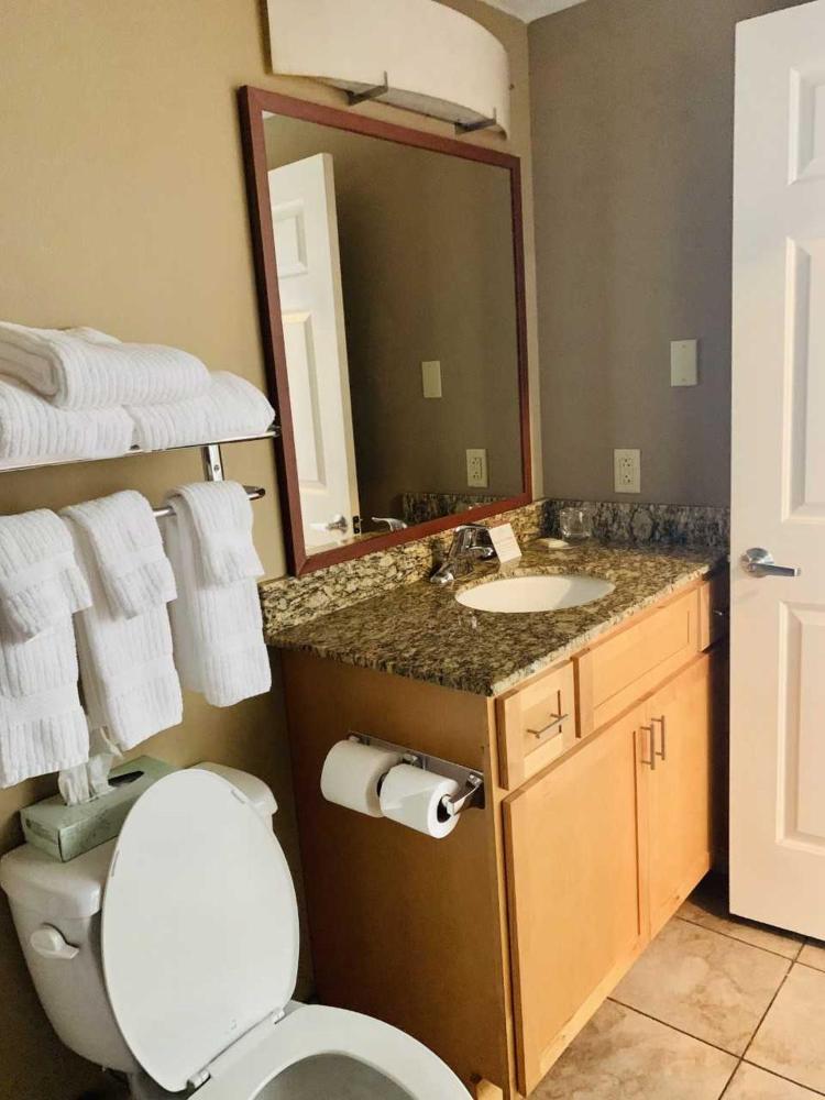 Candlewood Suites Harrisburg I-81 Hershey Area by IHG